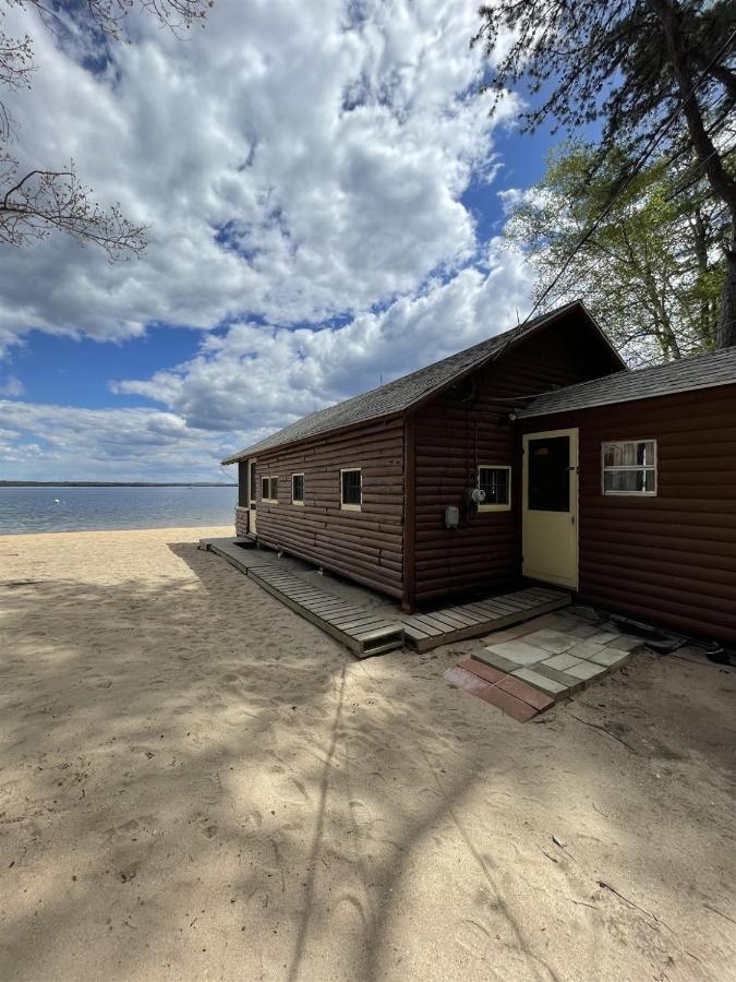 Limberlost Limit 6 Cottage Standish Exterior photo